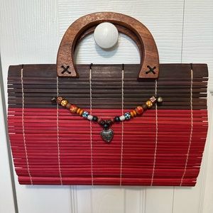 Cute wooden beach purse!